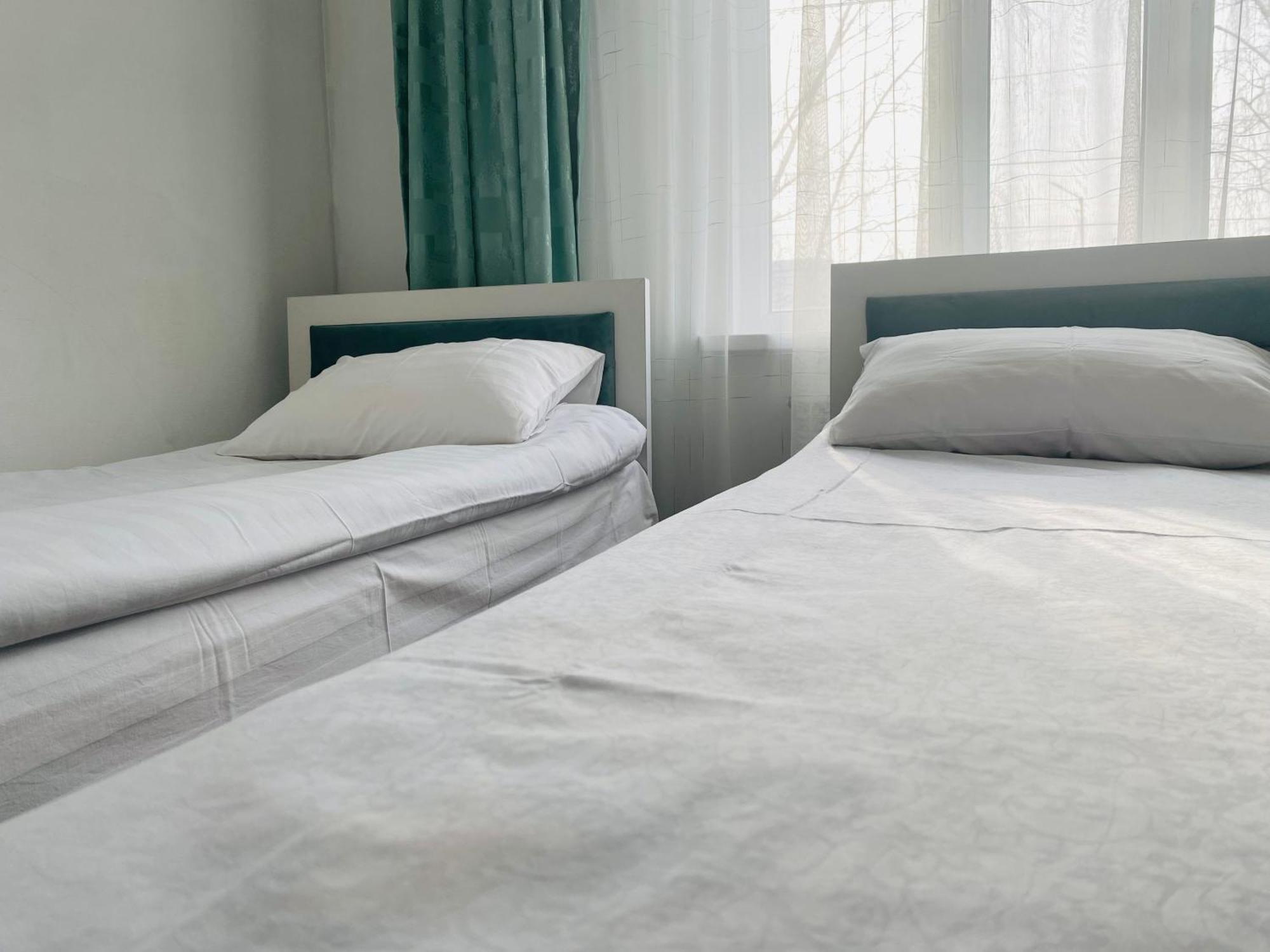 Karakol-Guest Bed & Breakfast Dış mekan fotoğraf
