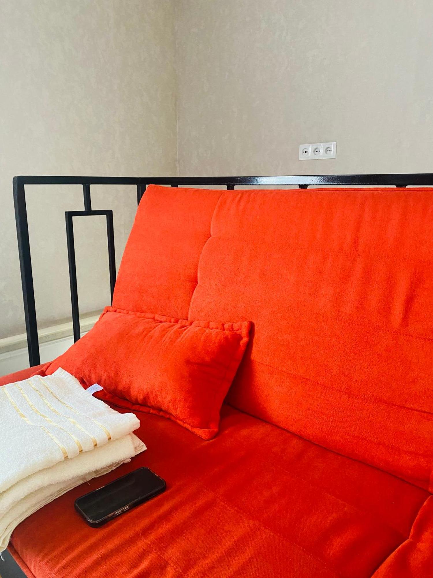 Karakol-Guest Bed & Breakfast Dış mekan fotoğraf